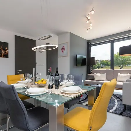 Villa Casa Jugo By Briskva Funtana