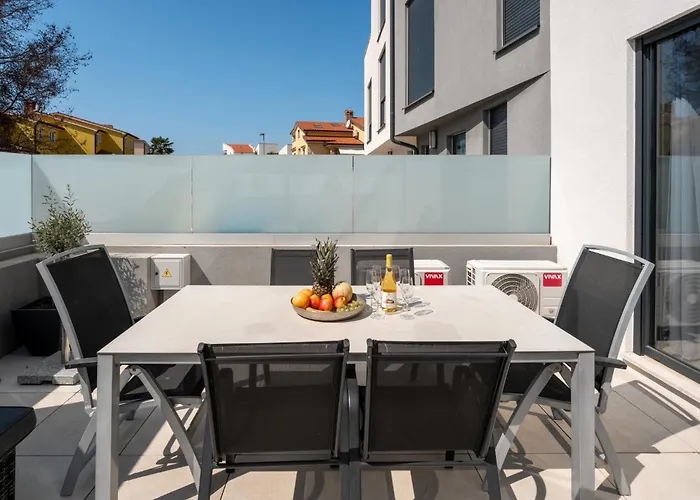 Casa Jugo By Briskva فيلة فونتانا